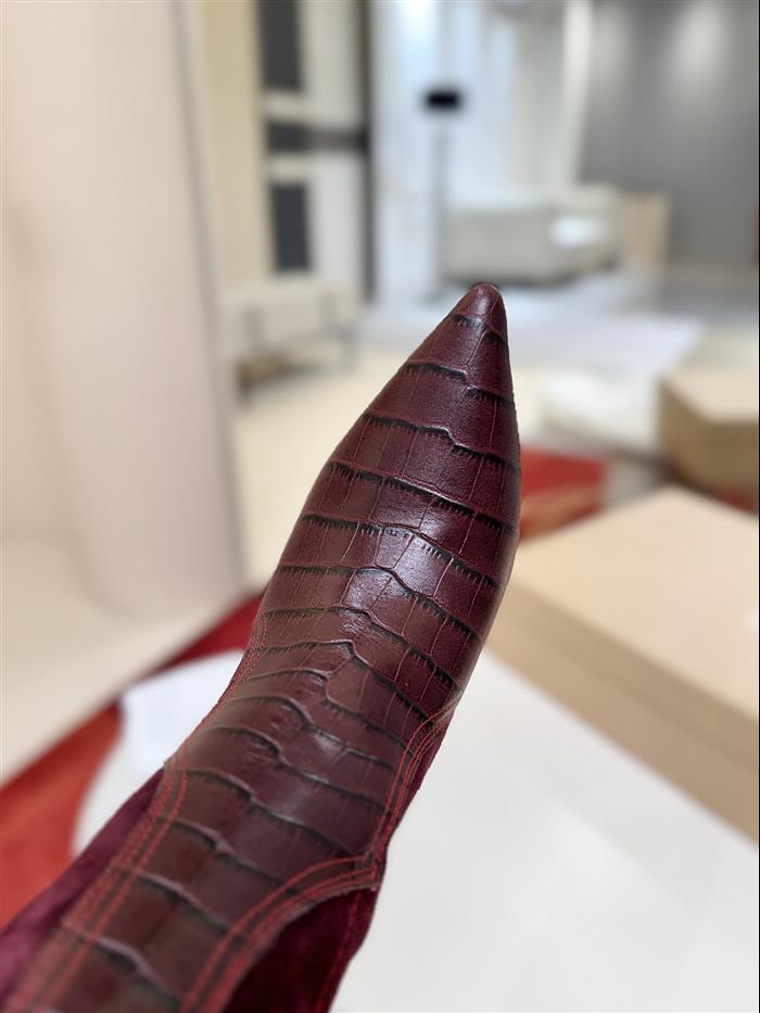 2025112817510506 720